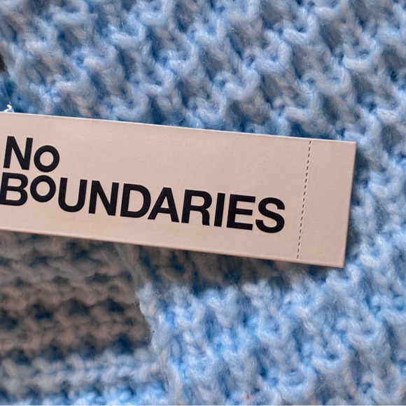 (New)NO BOUNDARIES CARDIGAN CROPPED-LARGE - Picture 6 of 9